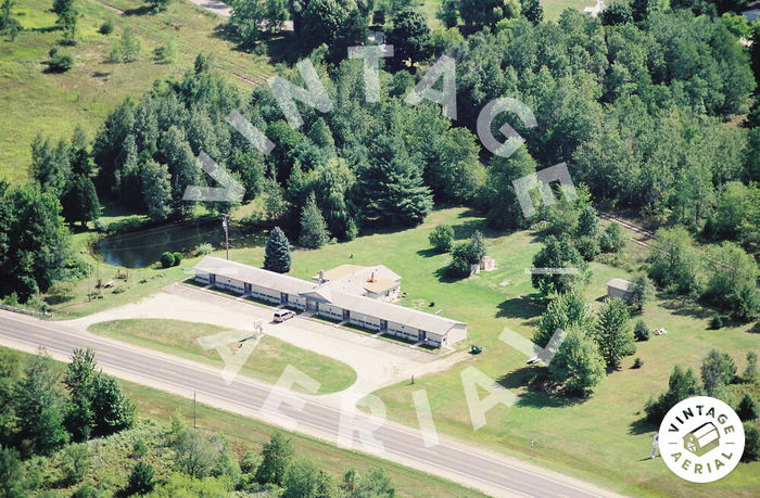 Village Motel (Manistee Crossing Family Resort) - 2001 (newer photo)